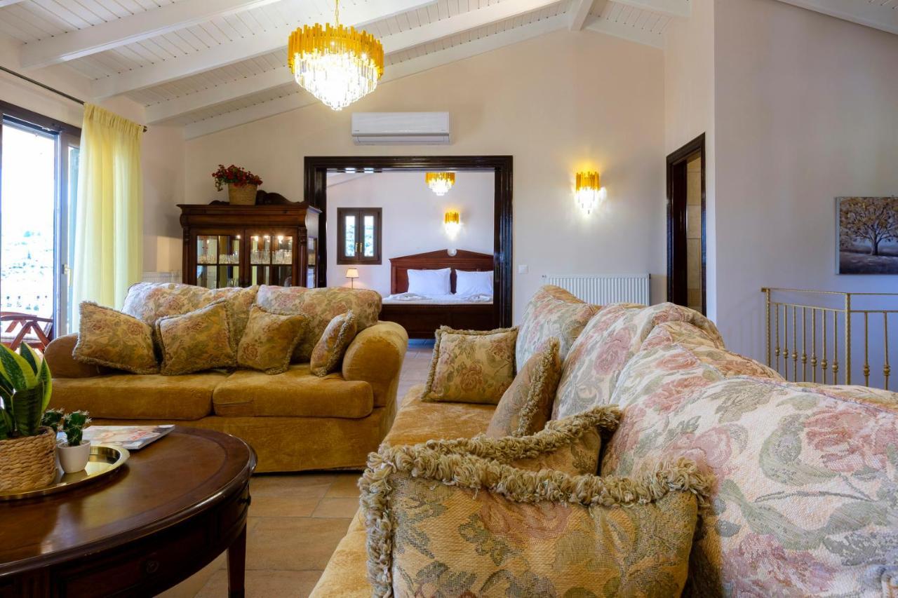 Solaris Methea- Luxury Central Villa By The Castle Kasziópi Kültér fotó