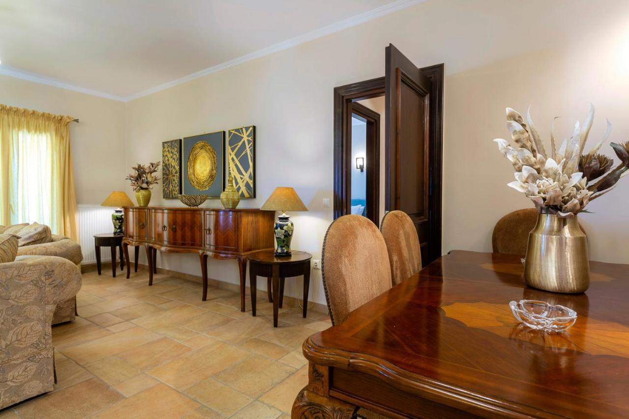 Solaris Methea- Luxury Central Villa By The Castle Kasziópi Kültér fotó