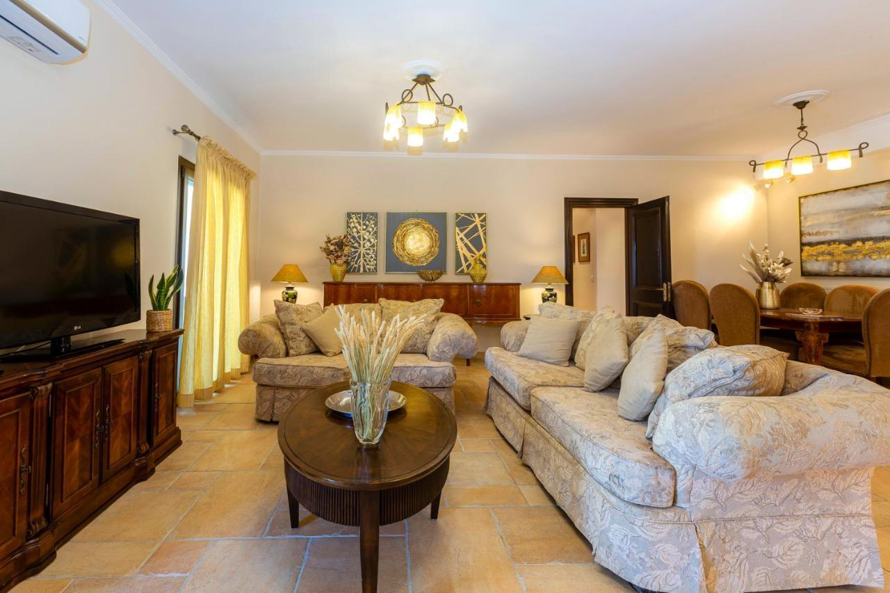 Solaris Methea- Luxury Central Villa By The Castle Kasziópi Kültér fotó